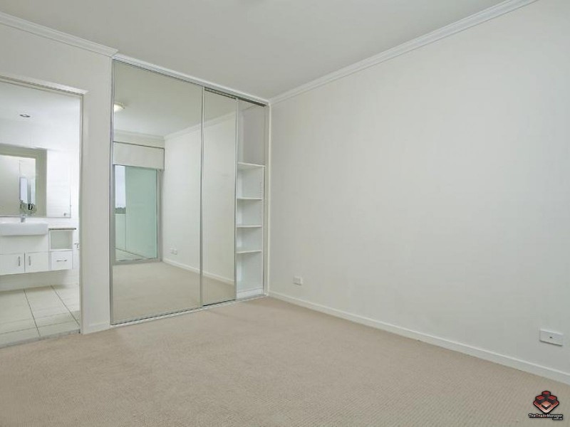 24 Allwood Street, Indooroopilly QLD 4068