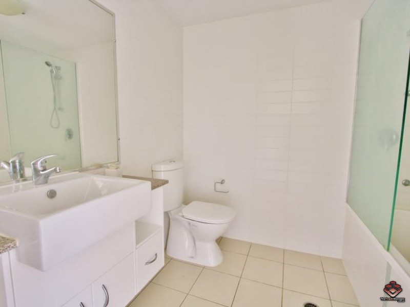 24 Allwood Street, Indooroopilly QLD 4068