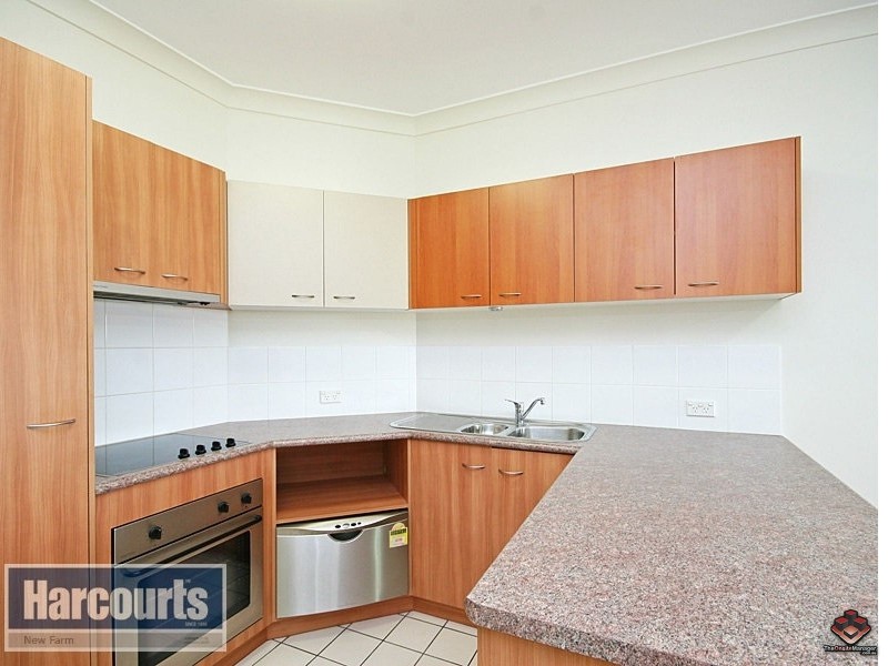 57/52-62 Newstead Terrace, Newstead QLD 4006