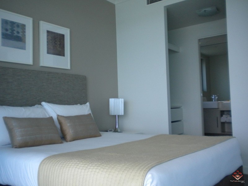 430 Marine Parade, Biggera Waters QLD 4216