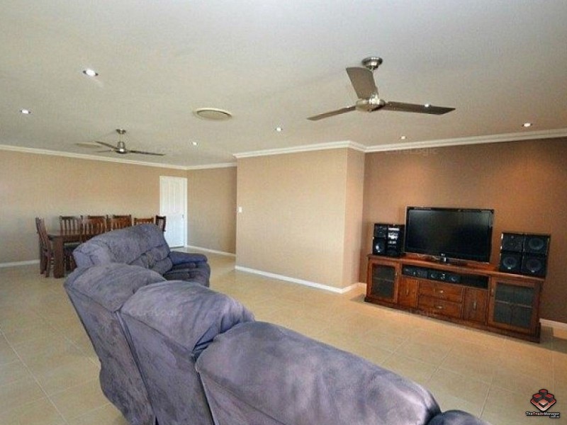 Point Vernon QLD 4655