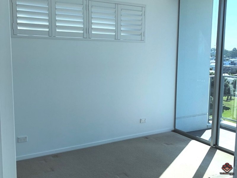 2 East Quay Drive, Biggera Waters QLD 4216