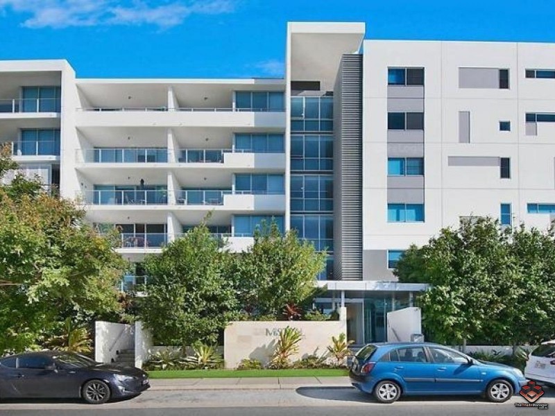 2 East Quay Drive, Biggera Waters QLD 4216