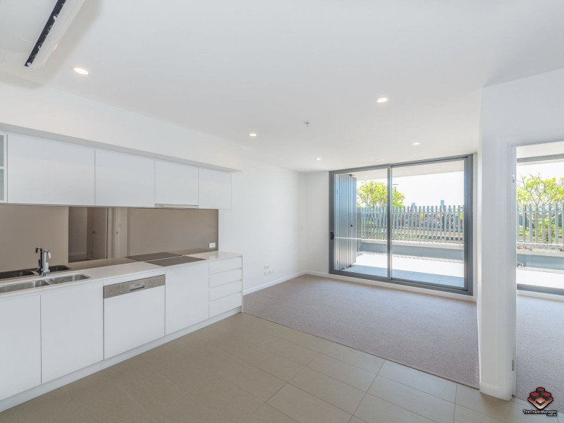 20402/300 Old Cleveland Road, Coorparoo QLD 4151