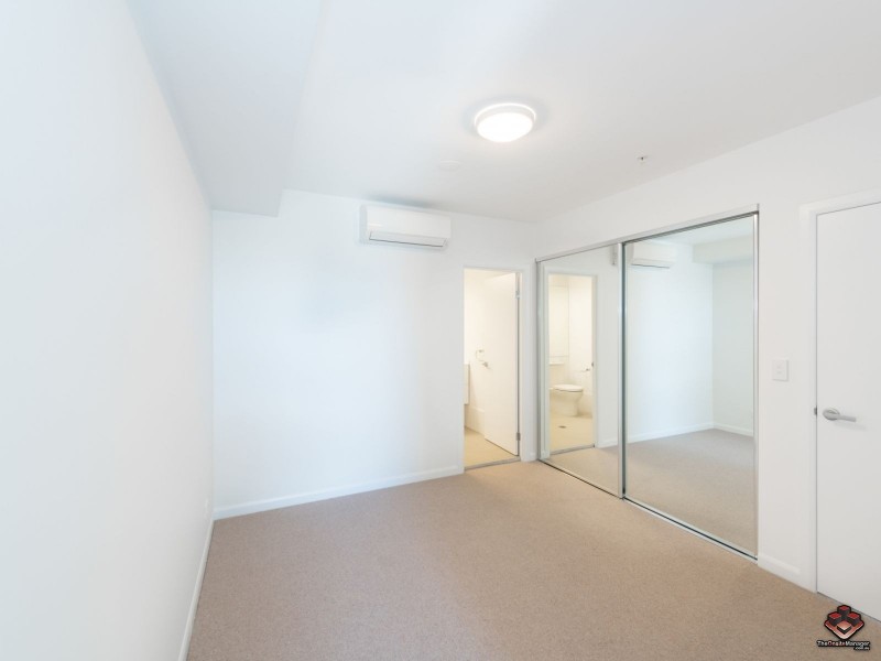 20402/300 Old Cleveland Road, Coorparoo QLD 4151