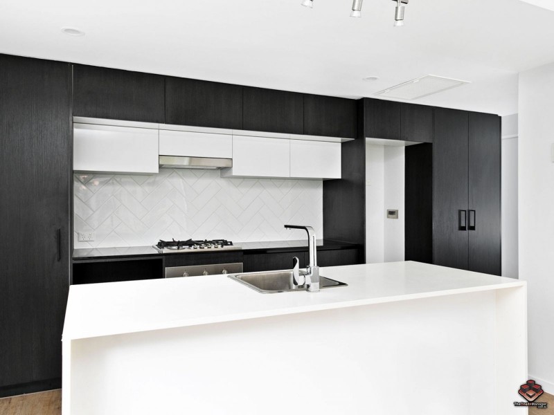 573 Coronation Drive, Toowong QLD 4066