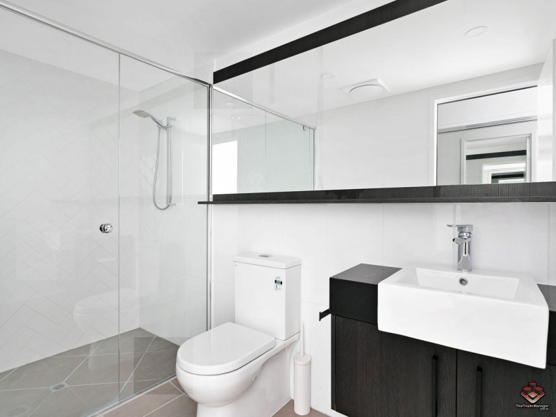 573 Coronation Drive, Toowong QLD 4066