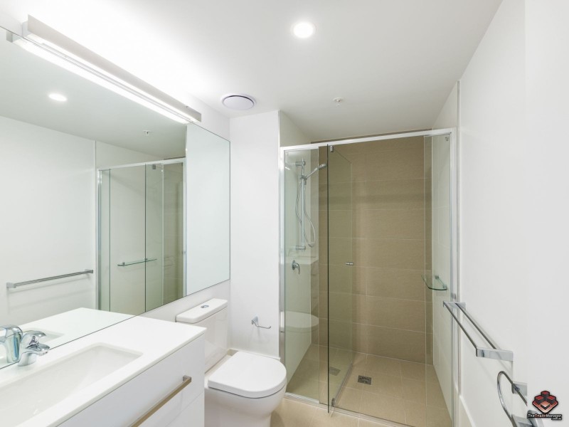 20608/300 Old Cleveland Road, Coorparoo QLD 4151