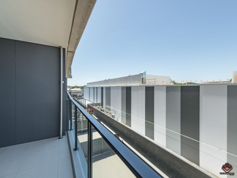 20608/300 Old Cleveland Road, Coorparoo QLD 4151