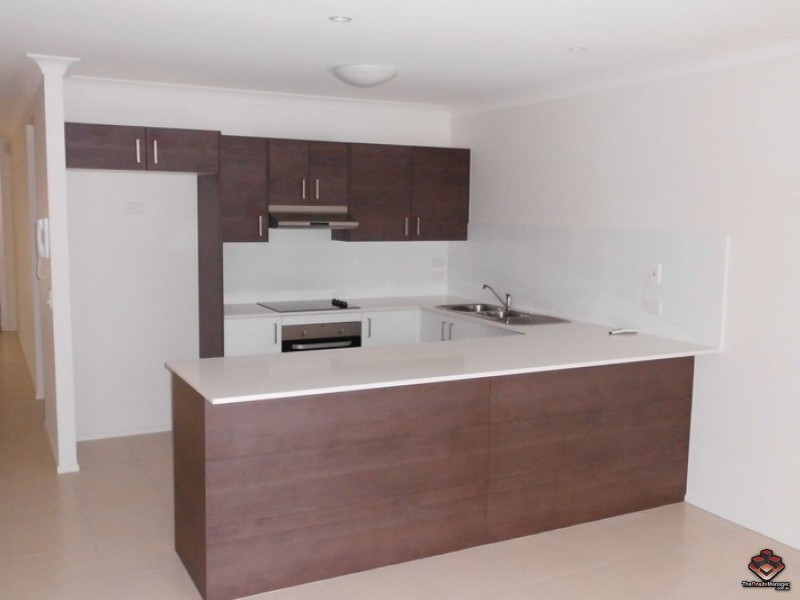 230 Pulgul Street, Urangan QLD 4655