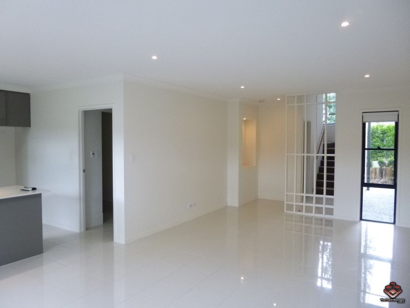 2 Bourton Road, Merrimac QLD 4226