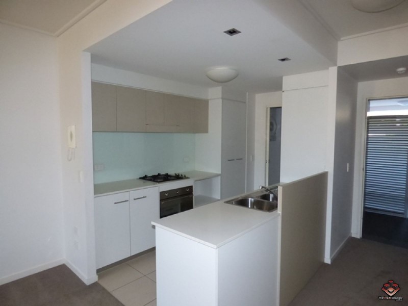 16 Surbiton Court, Carindale QLD 4152