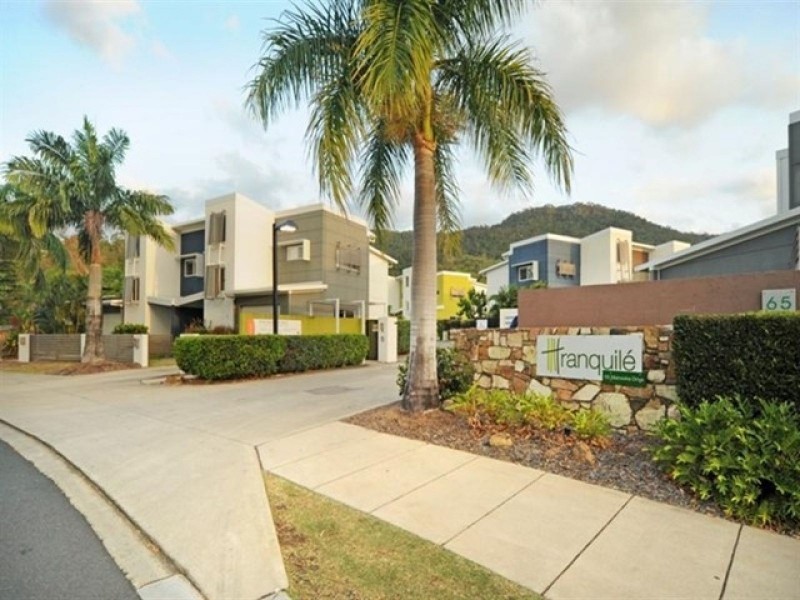 65 Manooka Drive, Cannonvale QLD 4802