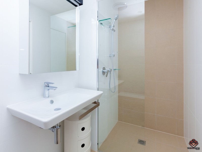 6 Manning Street, Milton QLD 4064