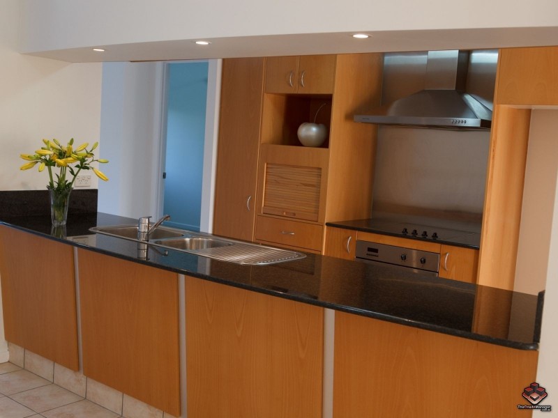 Carrara QLD 4211