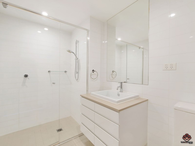 37C Harbour Road, Hamilton QLD 4007