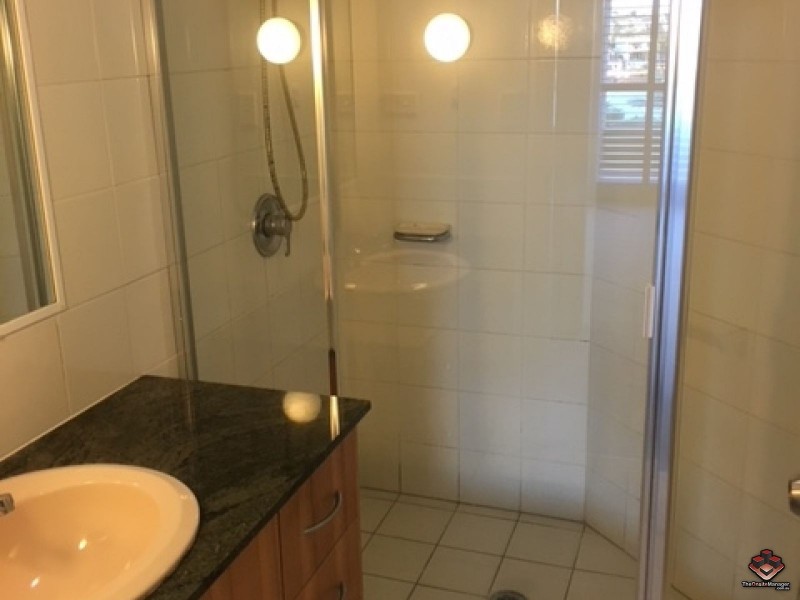 135 Macquarie Street, Teneriffe QLD 4005