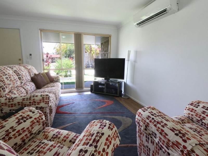 167 Central Street, Labrador QLD 4215