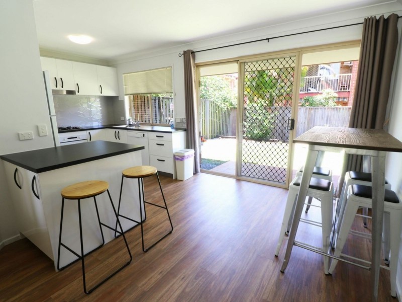 167 Central Street, Labrador QLD 4215