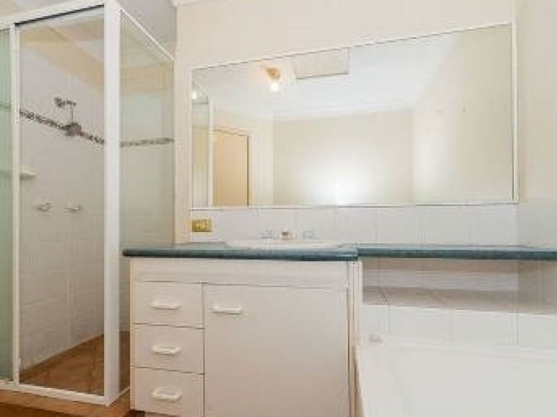 167 Central Street, Labrador QLD 4215