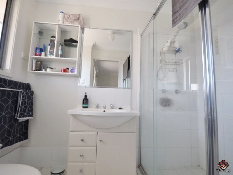 130 Jutland Street, Oxley QLD 4075