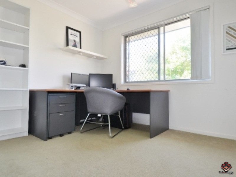 130 Jutland Street, Oxley QLD 4075