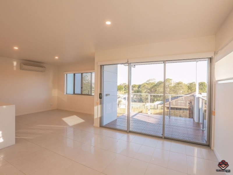 8 Russell Street, Everton Park QLD 4053