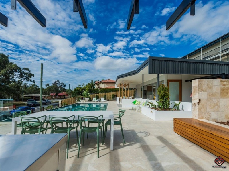 8 Russell Street, Everton Park QLD 4053