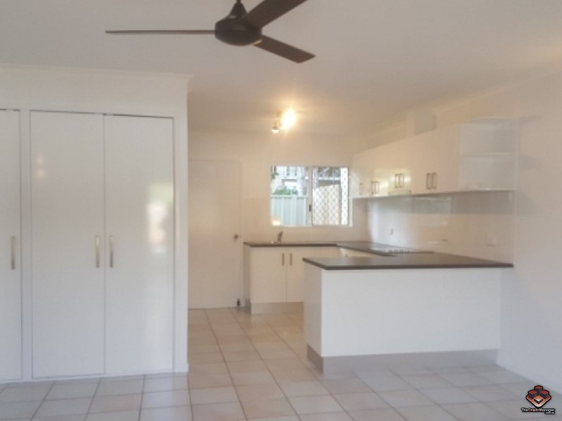 Manoora QLD 4870