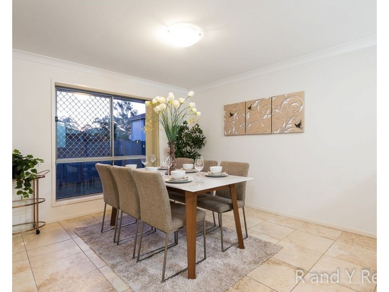 28 Earnshaw Street, Calamvale QLD 4116