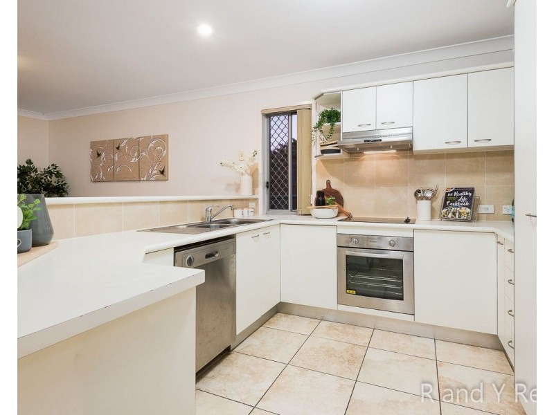 28 Earnshaw Street, Calamvale QLD 4116