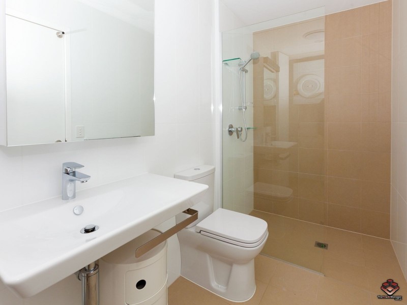 6 Manning Street, Milton QLD 4064