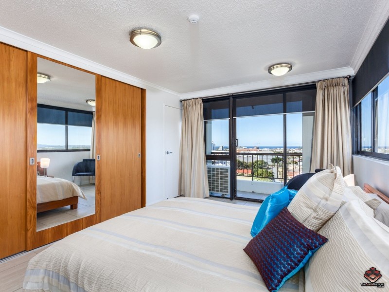 54 Hooker Boulevard, Mermaid Waters QLD 4218