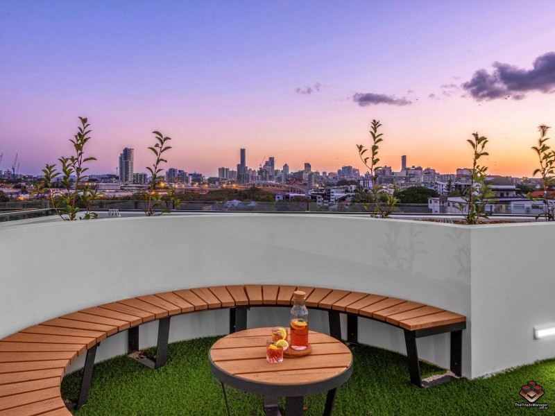 52 Grantson Street, Windsor QLD 4030