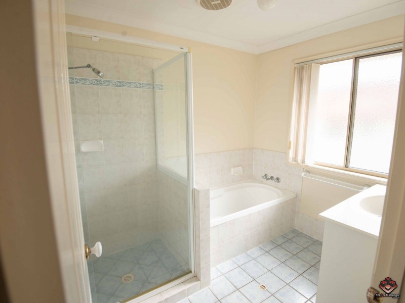 196 Hellawell Road, Sunnybank Hills QLD 4109