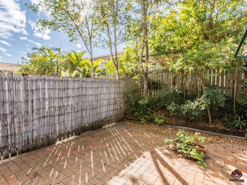 15 Magellan Road, Springwood QLD 4127