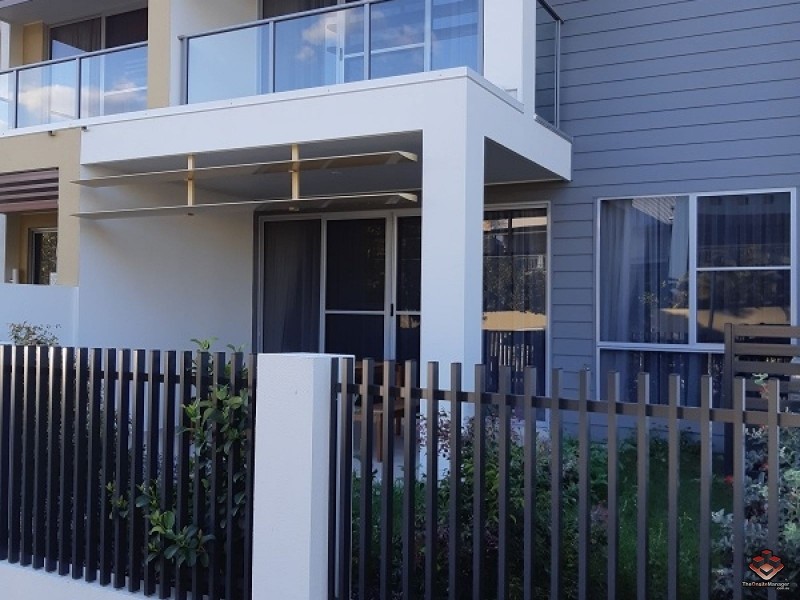 3031 The Boulevard, Carrara QLD 4211