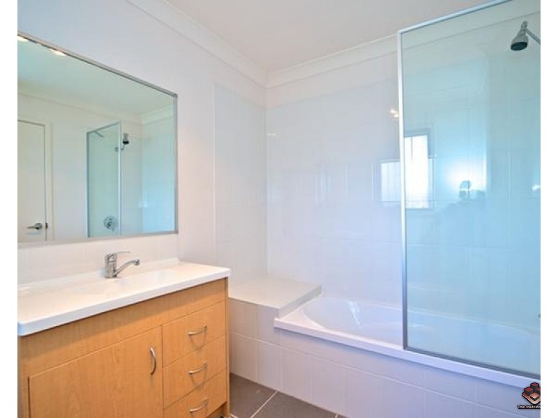 266 Henty Drive, Redbank Plains QLD 4301