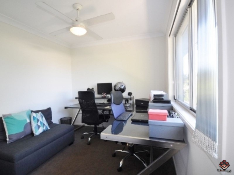 130 Jutland Street, Oxley QLD 4075