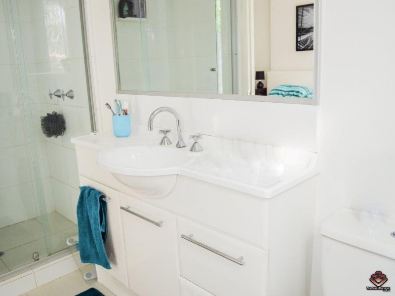 19 Carina Peak Drive, Varsity Lakes QLD 4227