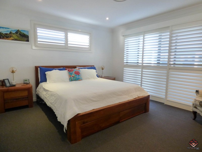 16 Surbiton Court, Carindale QLD 4152