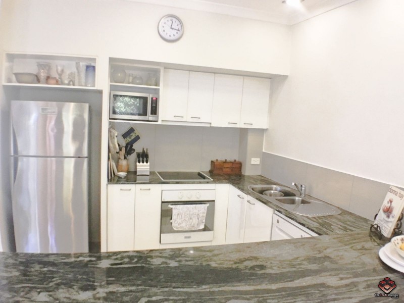 7/60 Caseys Road, Hope Island QLD 4212