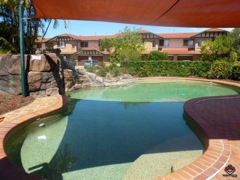 75 Brown Street, Labrador QLD 4215