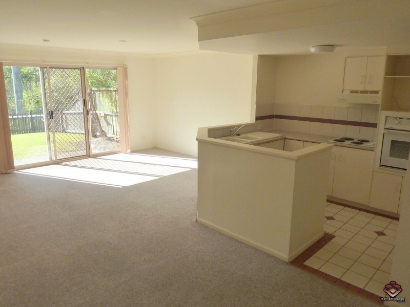 75 Brown Street, Labrador QLD 4215