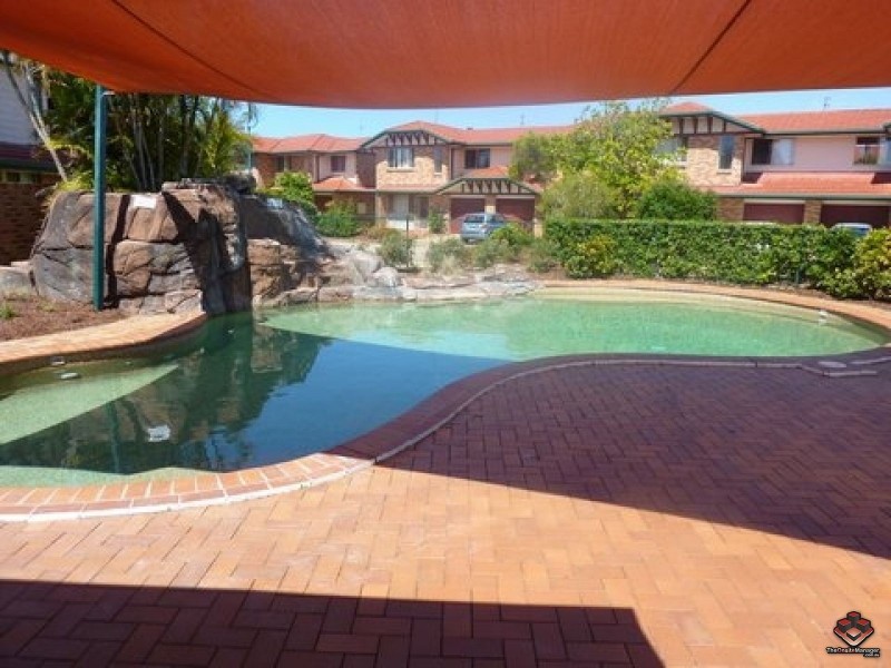 75 Brown Street, Labrador QLD 4215