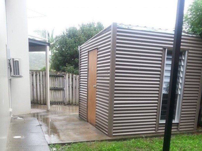 6 Buddy Holly Close, Parkwood QLD 4214