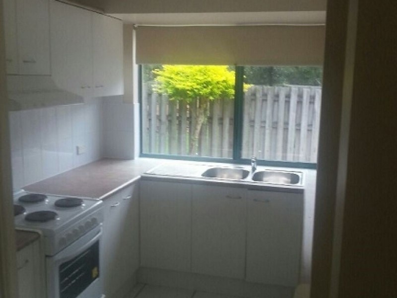 6 Buddy Holly Close, Parkwood QLD 4214