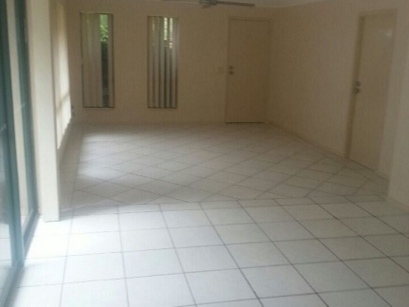 6 Buddy Holly Close, Parkwood QLD 4214