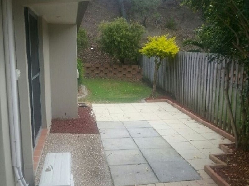 6 Buddy Holly Close, Parkwood QLD 4214