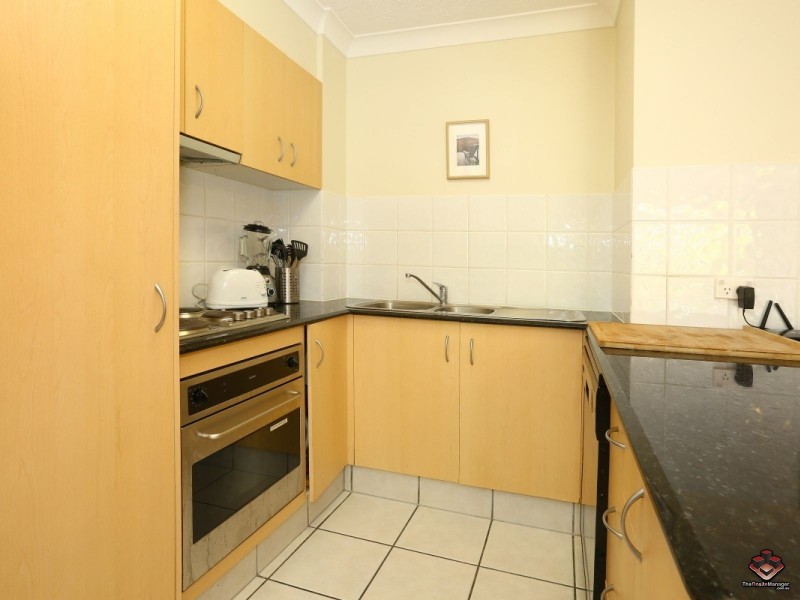 38 Labrador Street, Labrador QLD 4215